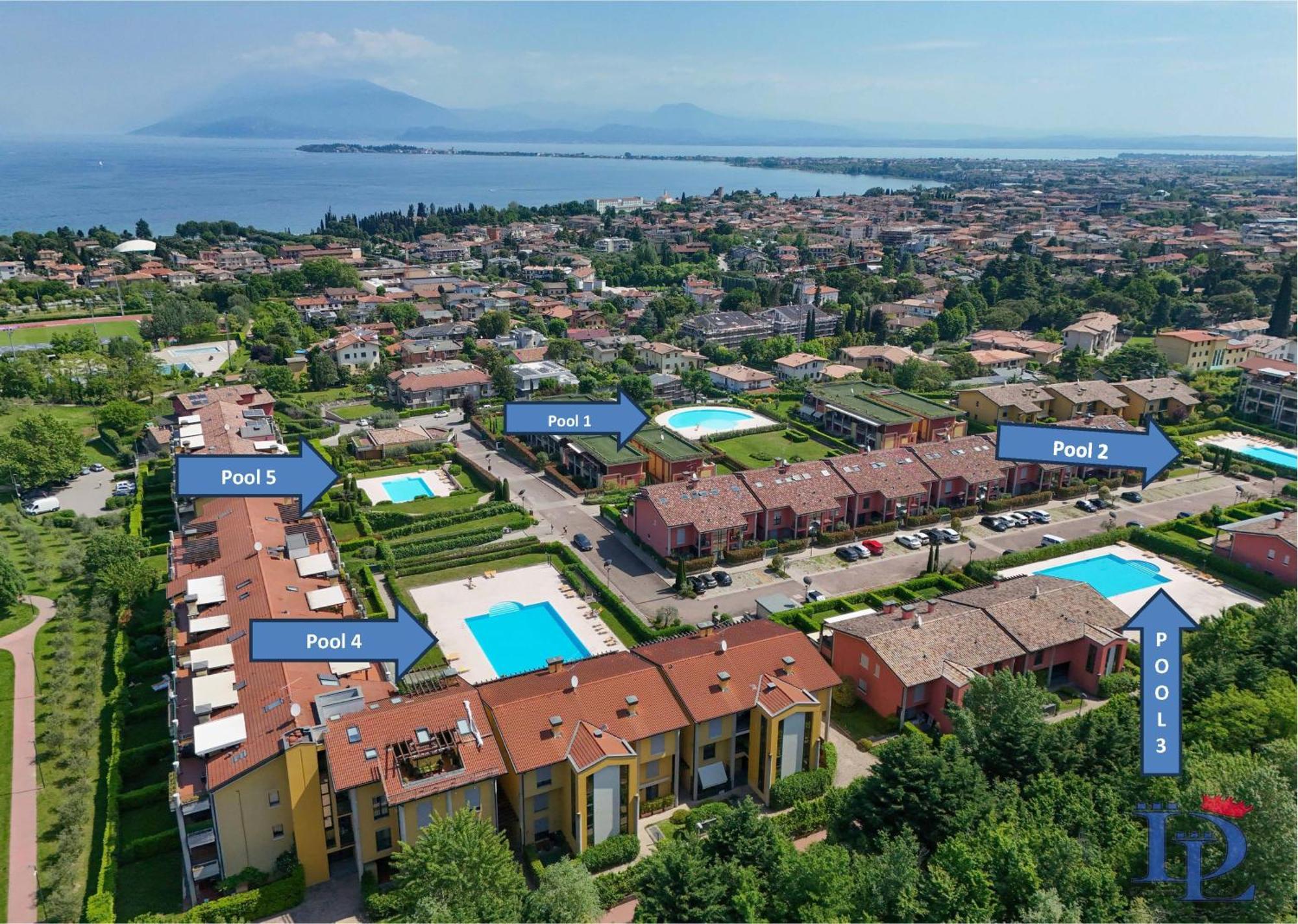 Desenzanoloft Official Partner Marriott Homes & Villas - Paradise Lake View In A 5 Pools Exclusive Residence Desenzano del Garda Zewnętrze zdjęcie
